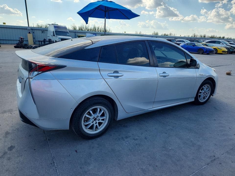 2018 TOYOTA PRIUS FOUR 3
