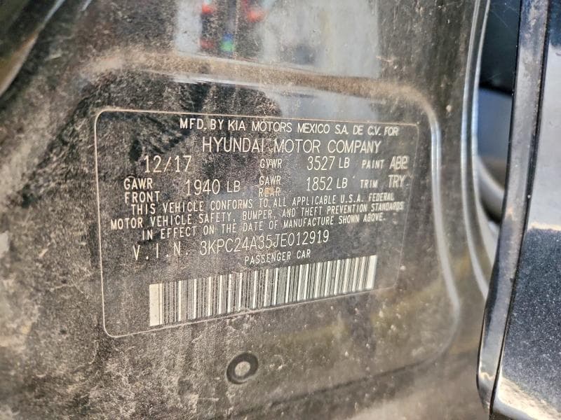 2018 HYUNDAI ACCENT SE 12