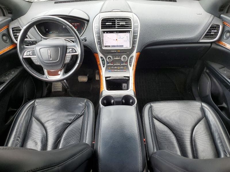 2019 LINCOLN NAUTILUS RESERVE 8