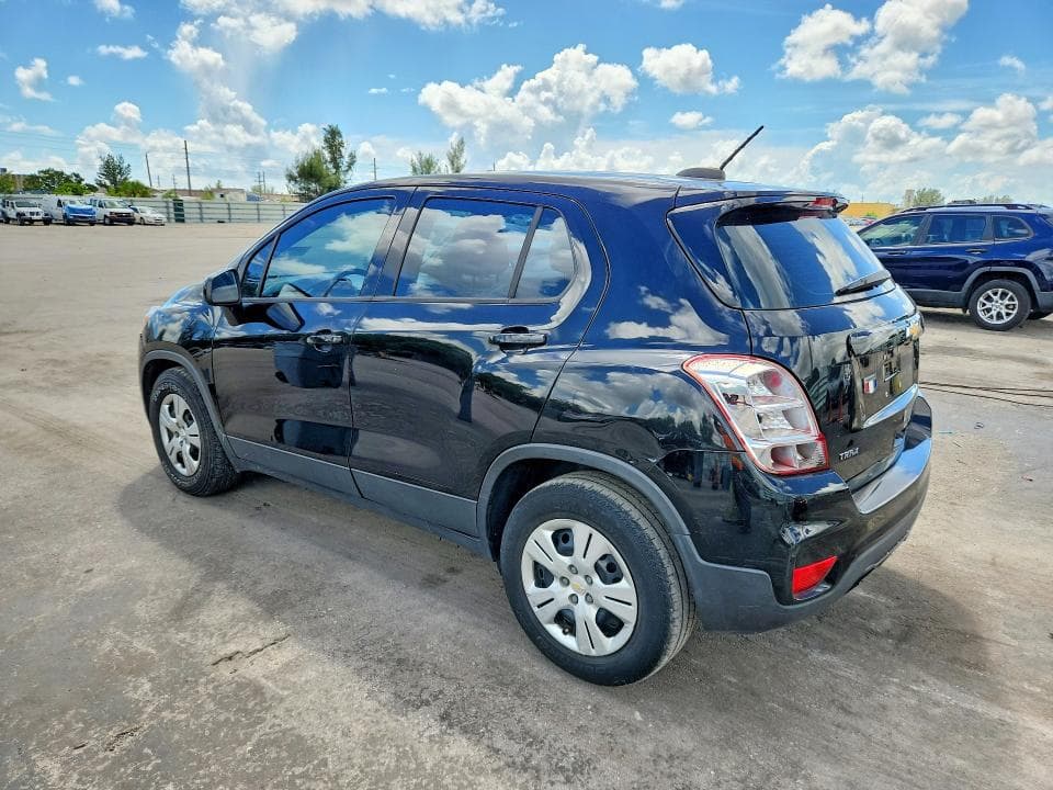2019 CHEVROLET TRAX LS 2