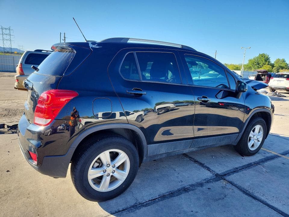 2022 CHEVROLET TRAX 1LT 3