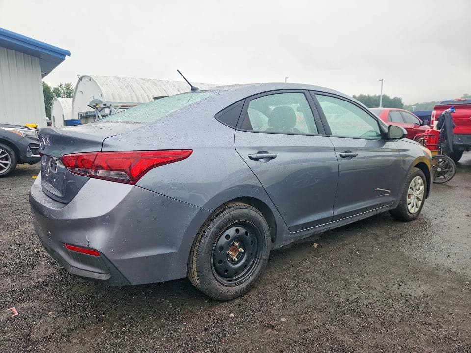 2019 HYUNDAI ACCENT SE 3