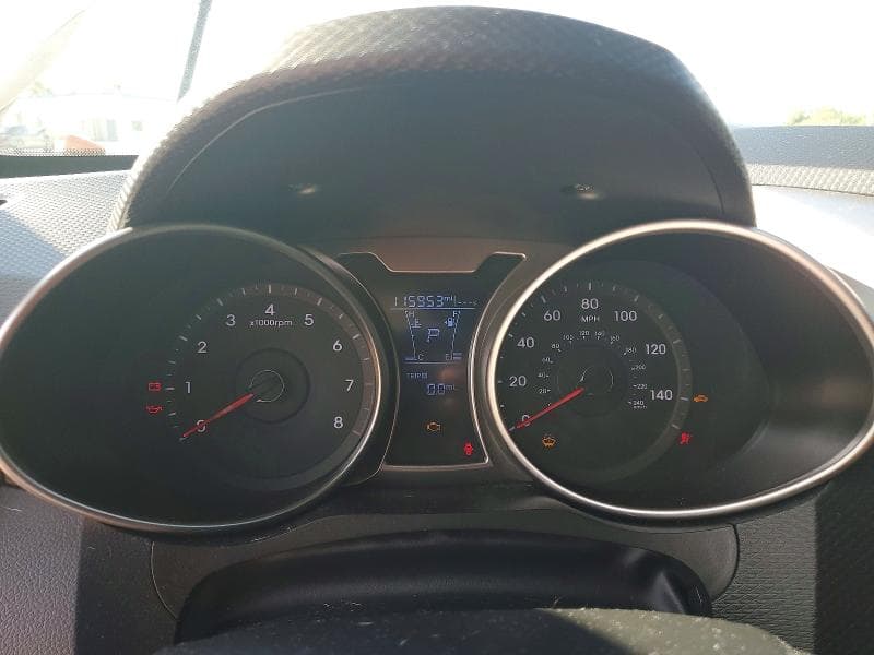 2017 HYUNDAI VELOSTER VALUE EDITION 9