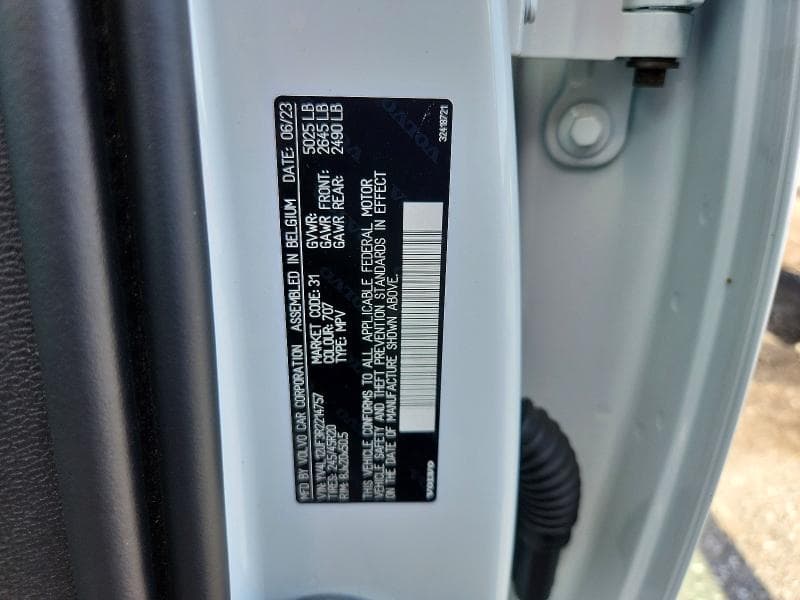 2024 VOLVO XC40 ULTIMATE 12