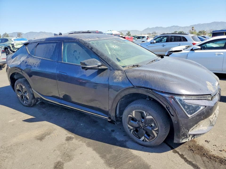 2025 KIA EV6 LIGHT LONG RANGE 4