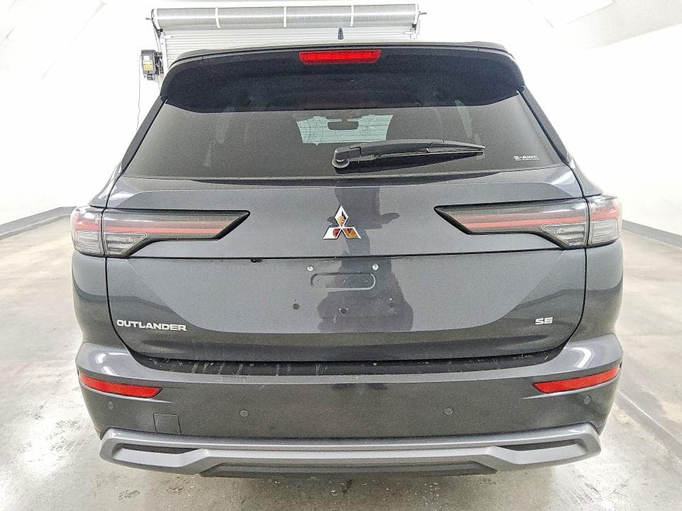 2025 MITSUBISHI OUTLANDER SE 6