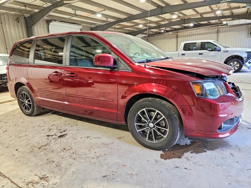 2017 DODGE GRAND CARAVAN GT 4