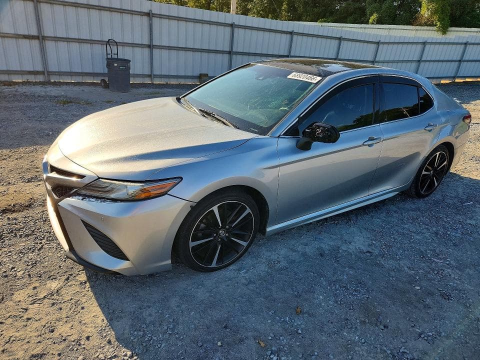 2018 TOYOTA CAMRY XSE