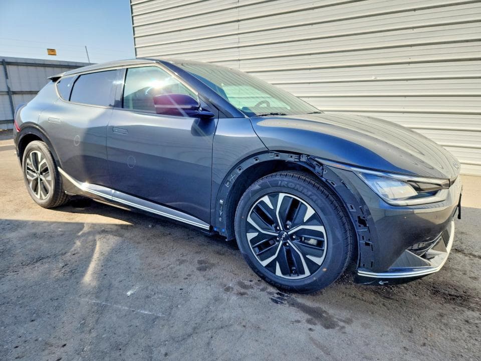 2023 KIA EV6 WIND 4