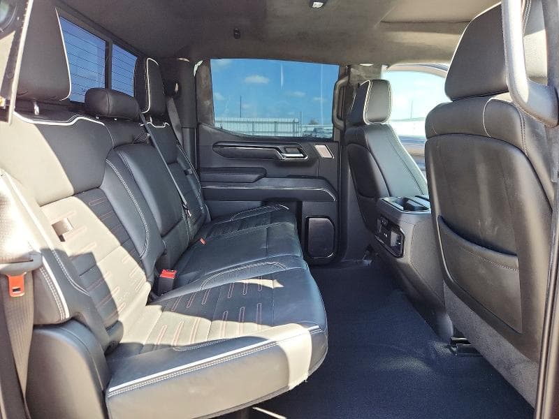 2023 GMC SIERRA K1500 AT4X 10