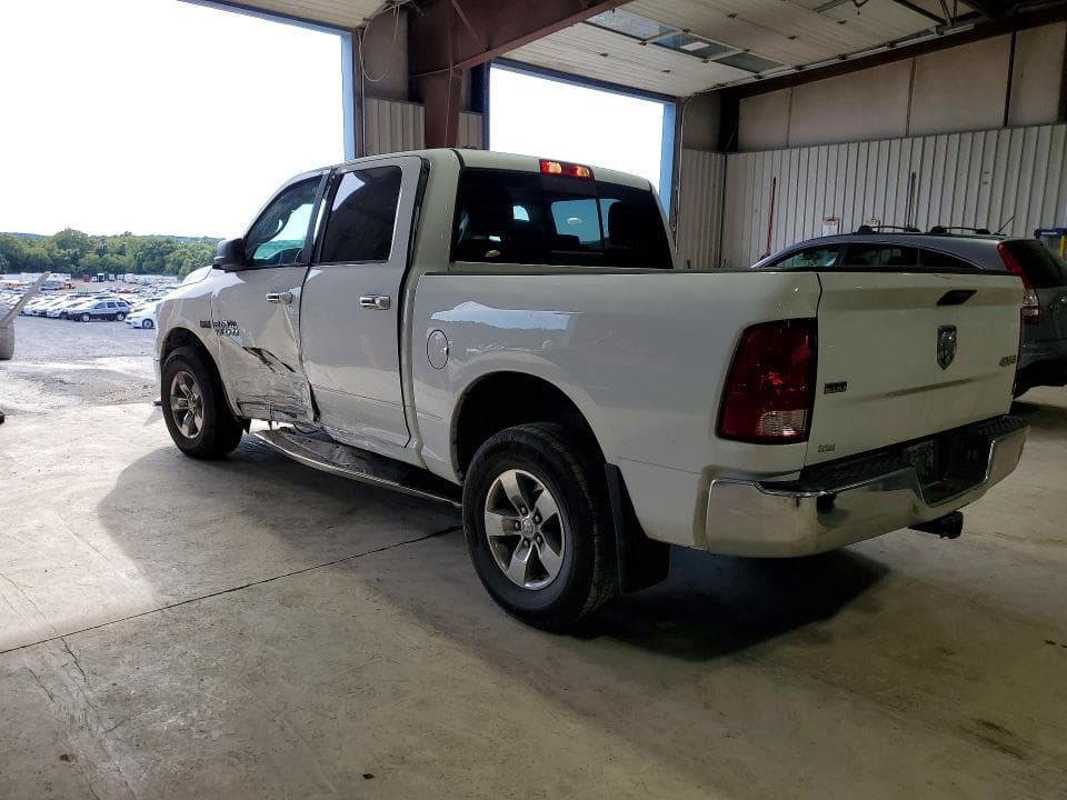 2018 RAM 1500 SLT 2