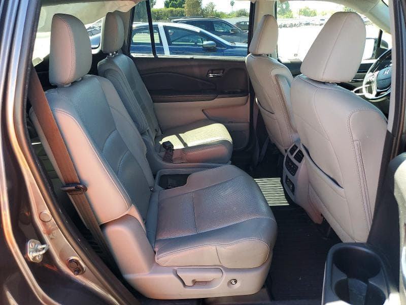 2017 HONDA PILOT ELITE 11