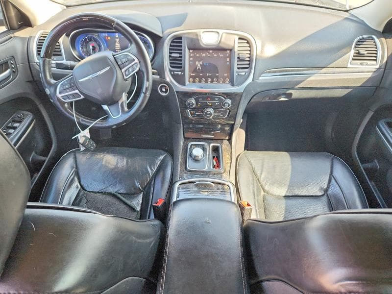 2017 CHRYSLER 300C 8