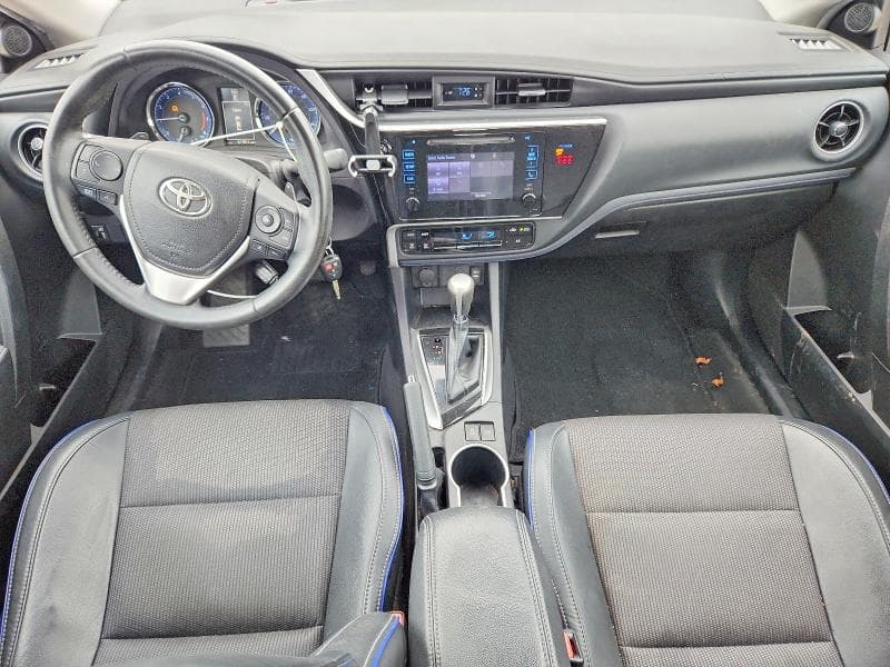 2019 TOYOTA COROLLA SE 8
