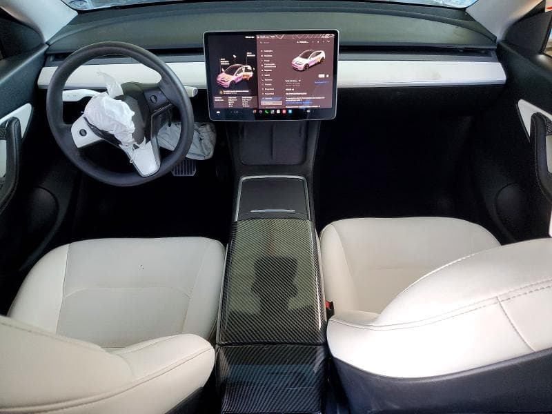 2021 TESLA MODEL Y 8