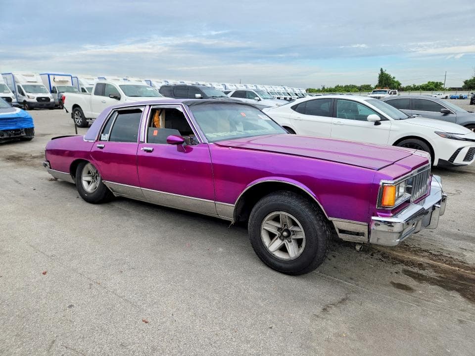 1986 PONTIAC PARISIENNE 4