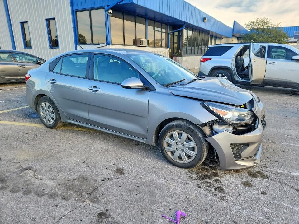 2022 KIA RIO S 4