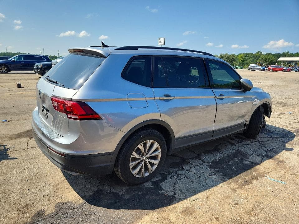 2020 VOLKSWAGEN TIGUAN S 3