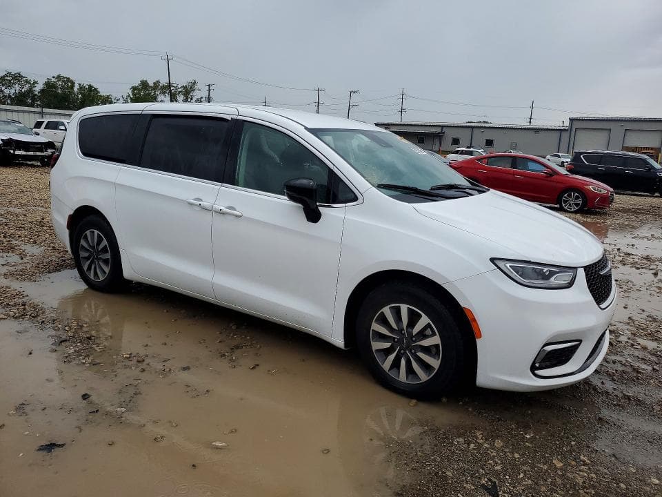 2024 CHRYSLER PACIFICA HYBRID SELECT 4