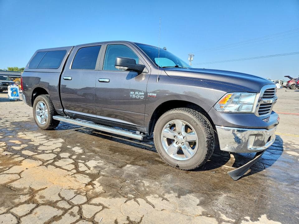 2017 RAM 1500 SLT 4