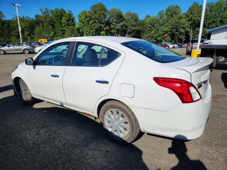 2017 NISSAN VERSA 1.6 SV 2