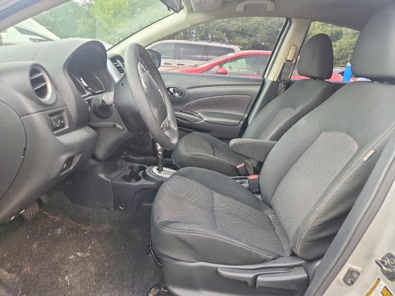 2019 NISSAN VERSA SV 7