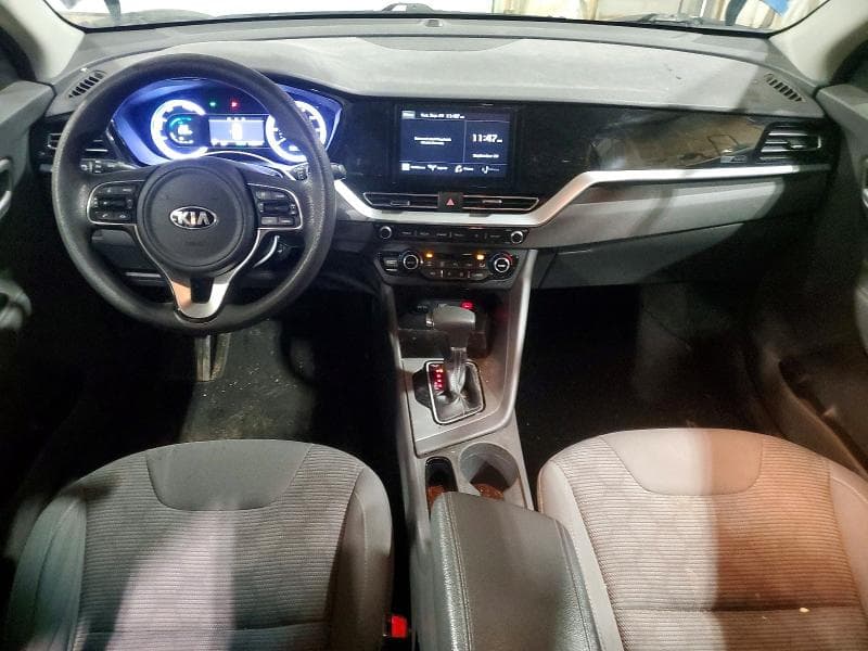 2021 KIA NIRO LX 8