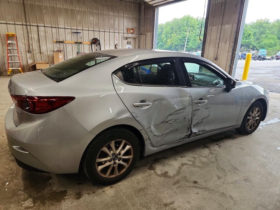 2017 MAZDA 3 SPORT 3