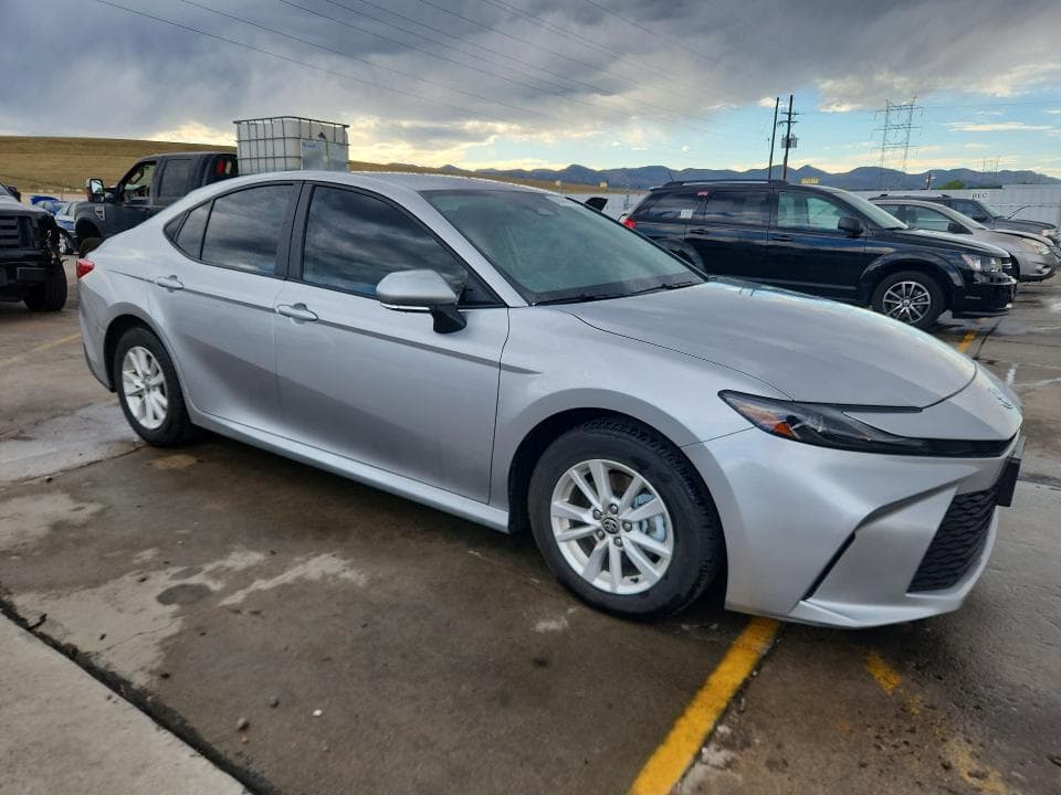 2025 TOYOTA CAMRY LE 4