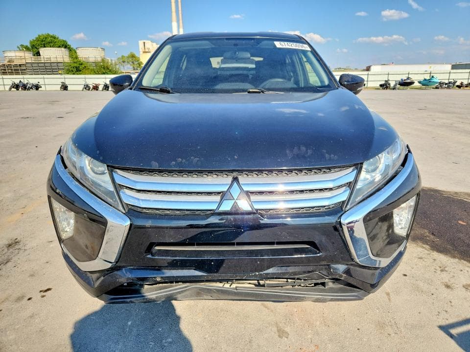 2019 MITSUBISHI ECLIPSE CROSS ES 5