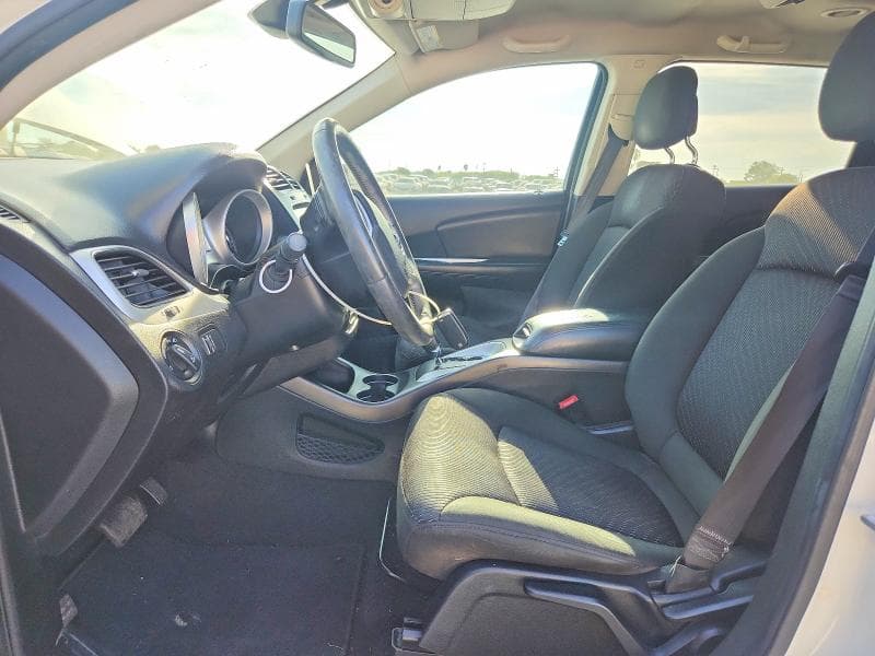 2019 DODGE JOURNEY SE 7