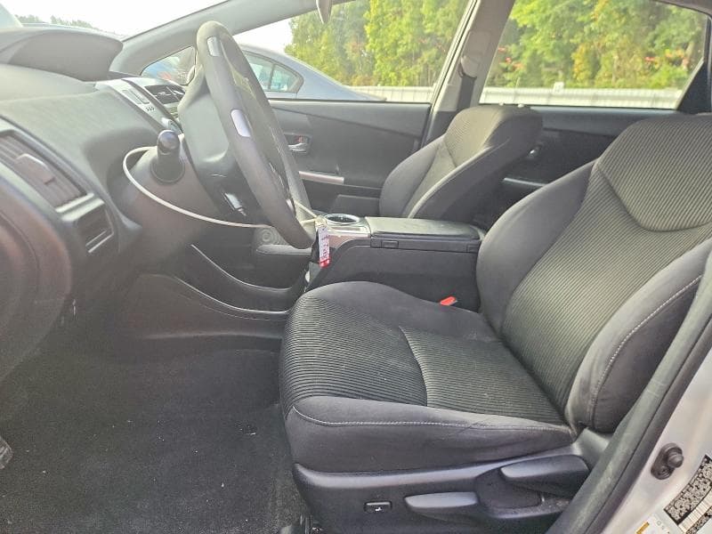 2017 TOYOTA PRIUS V THREE 7