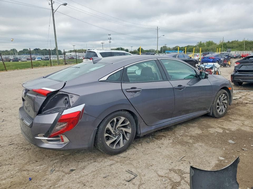2017 HONDA CIVIC EX 3