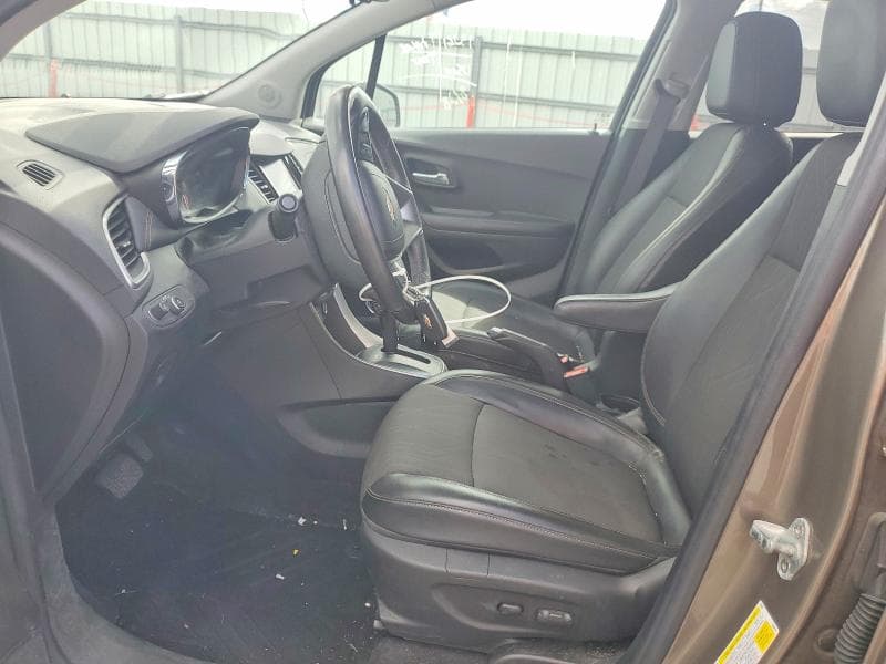 2021 CHEVROLET TRAX 1LT 7