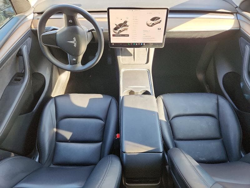 2023 TESLA MODEL Y 8