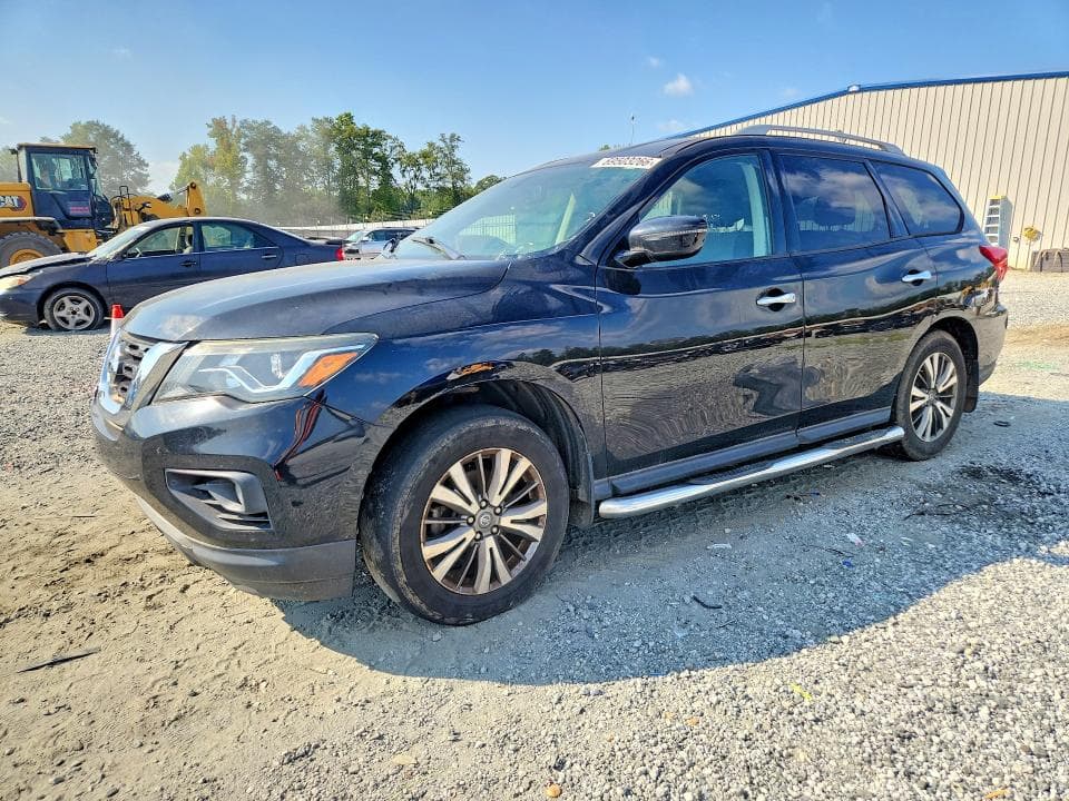 2018 NISSAN PATHFINDER SV