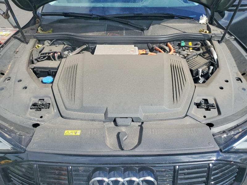 2021 AUDI E-TRON PREMIUM 11