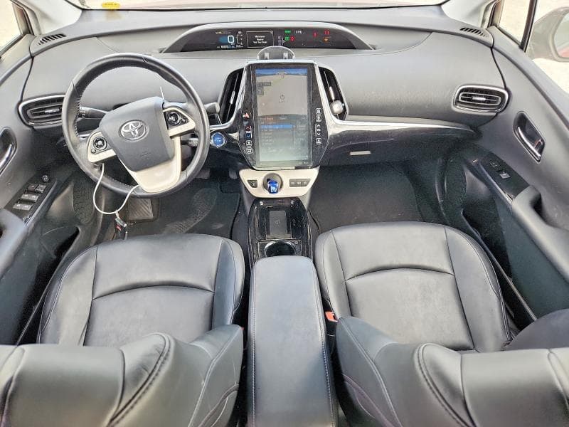 2017 TOYOTA PRIUS PRIME PREMIUM 8