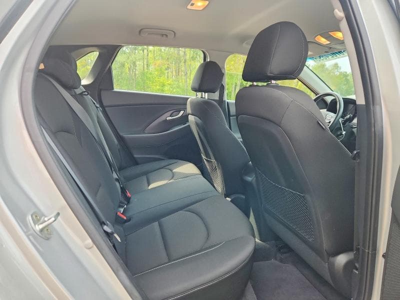 2018 HYUNDAI ELANTRA GT BASE 10