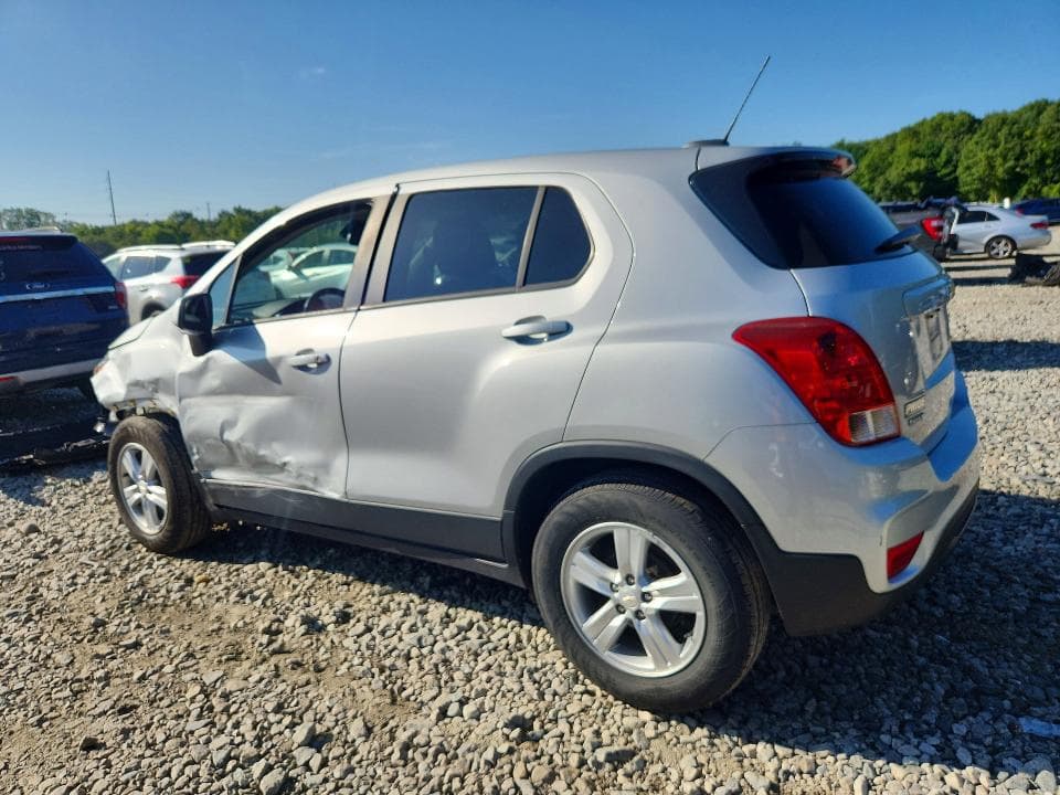 2021 CHEVROLET TRAX LS 2