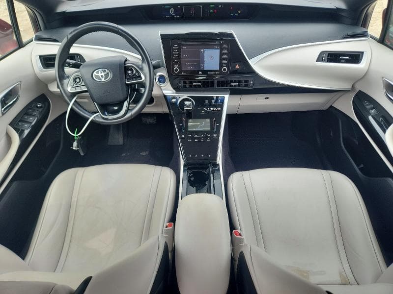 2020 TOYOTA MIRAI BASE 8