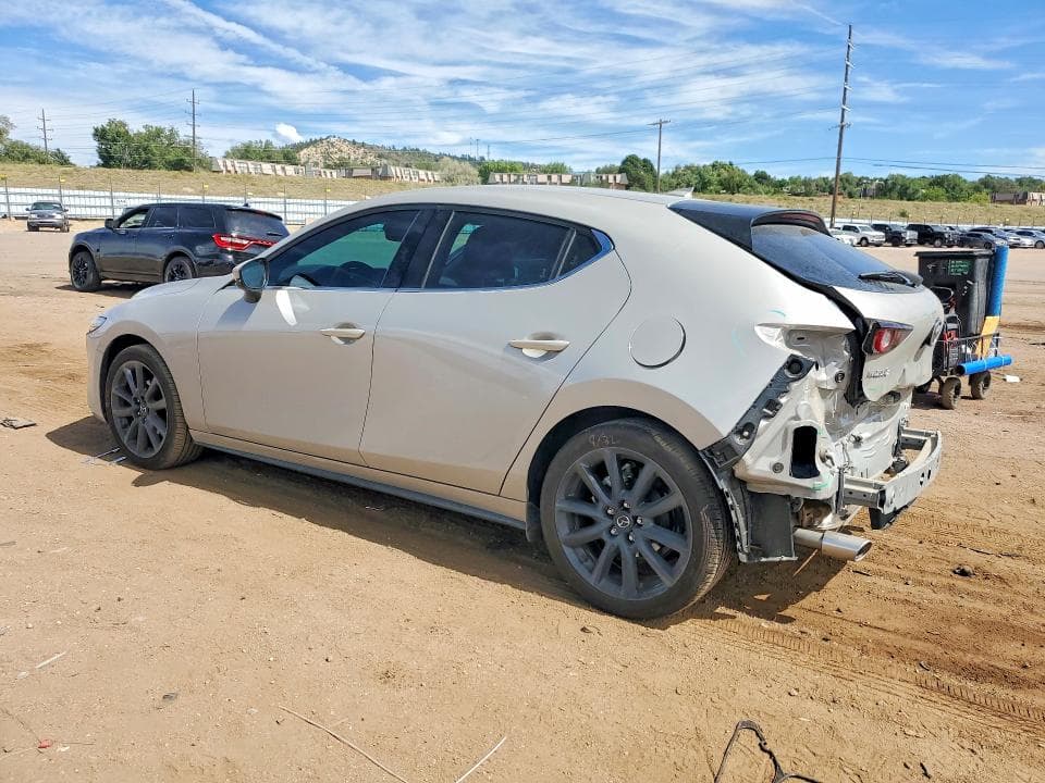 2026 MAZDA 3 PREMIUM 2