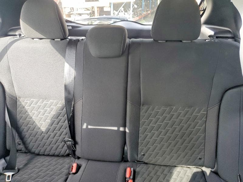 2021 NISSAN KICKS S 10