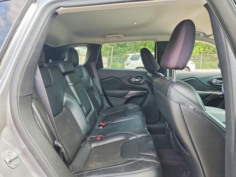 2019 JEEP CHEROKEE LATITUDE PLUS 11