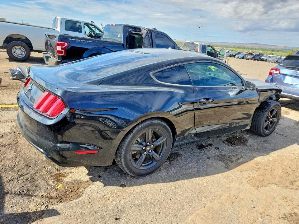 2017 FORD MUSTANG 3