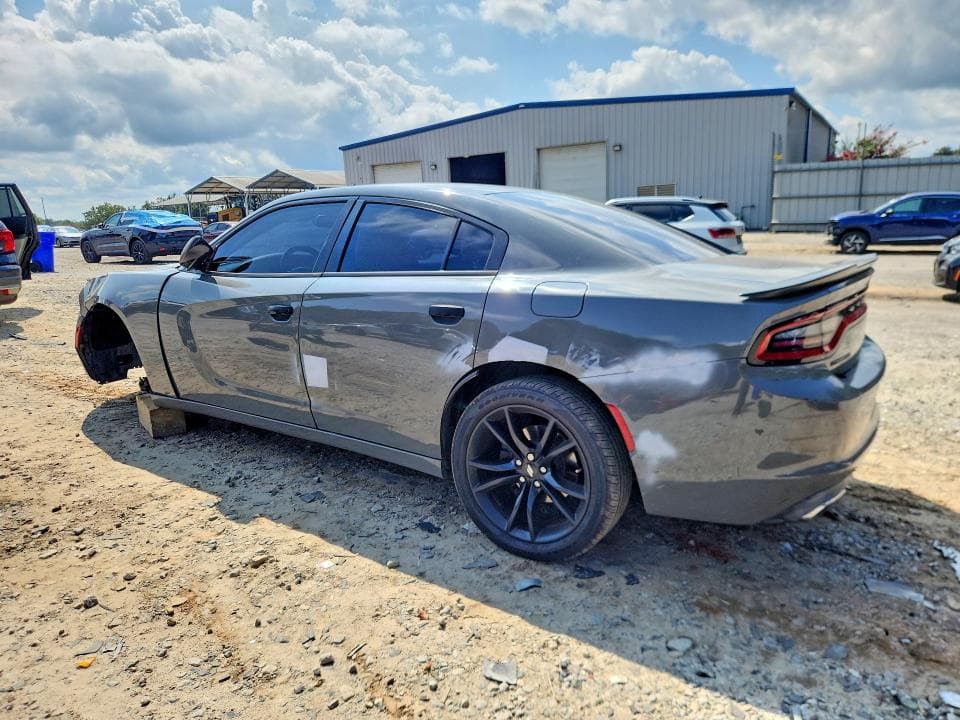 2017 DODGE CHARGER SE 2