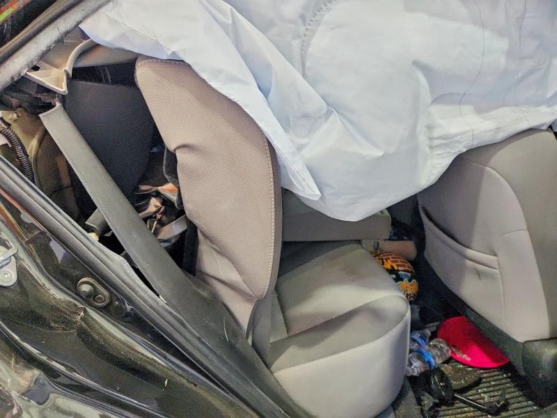 2019 TOYOTA COROLLA LE 10