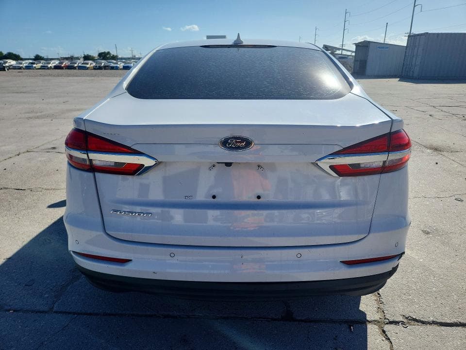 2020 FORD FUSION SE 6
