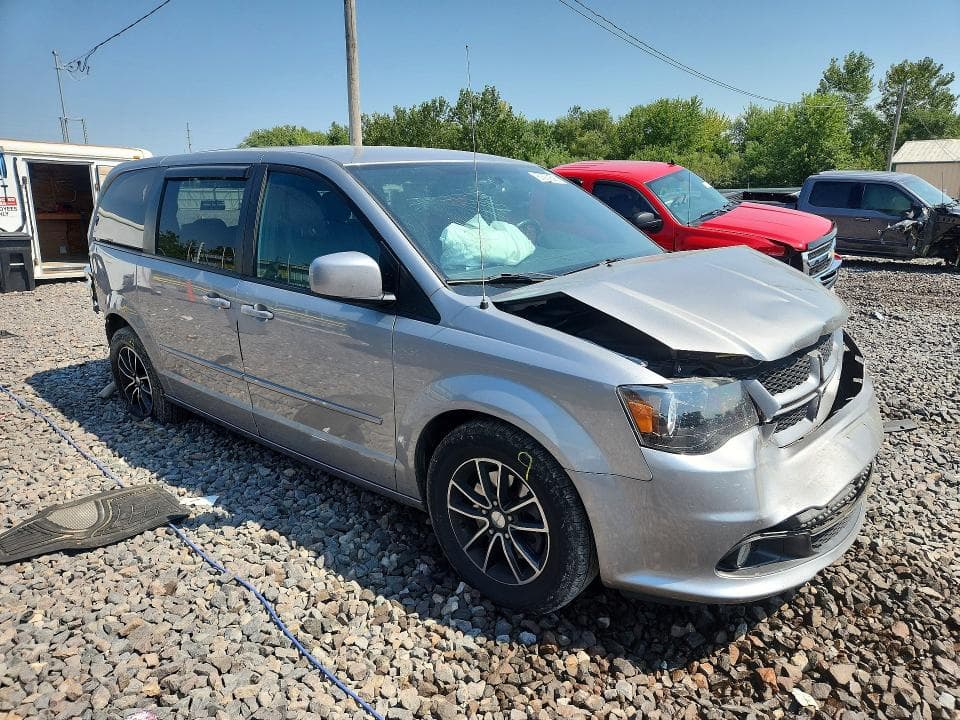 2017 DODGE GRAND CARAVAN GT 4