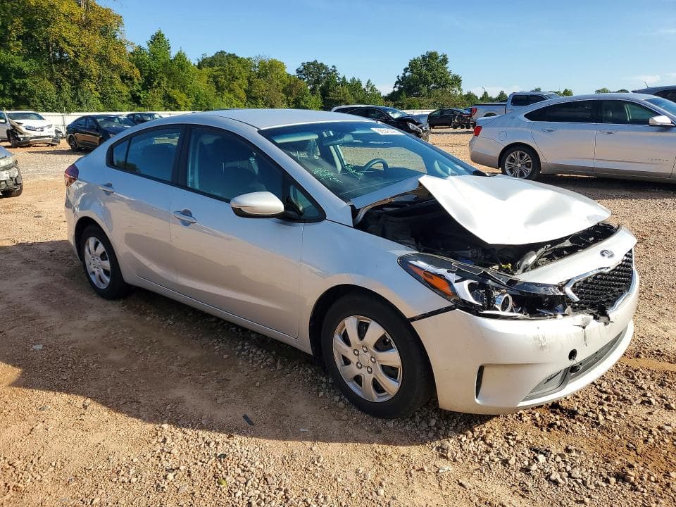 2017 KIA FORTE LX 4